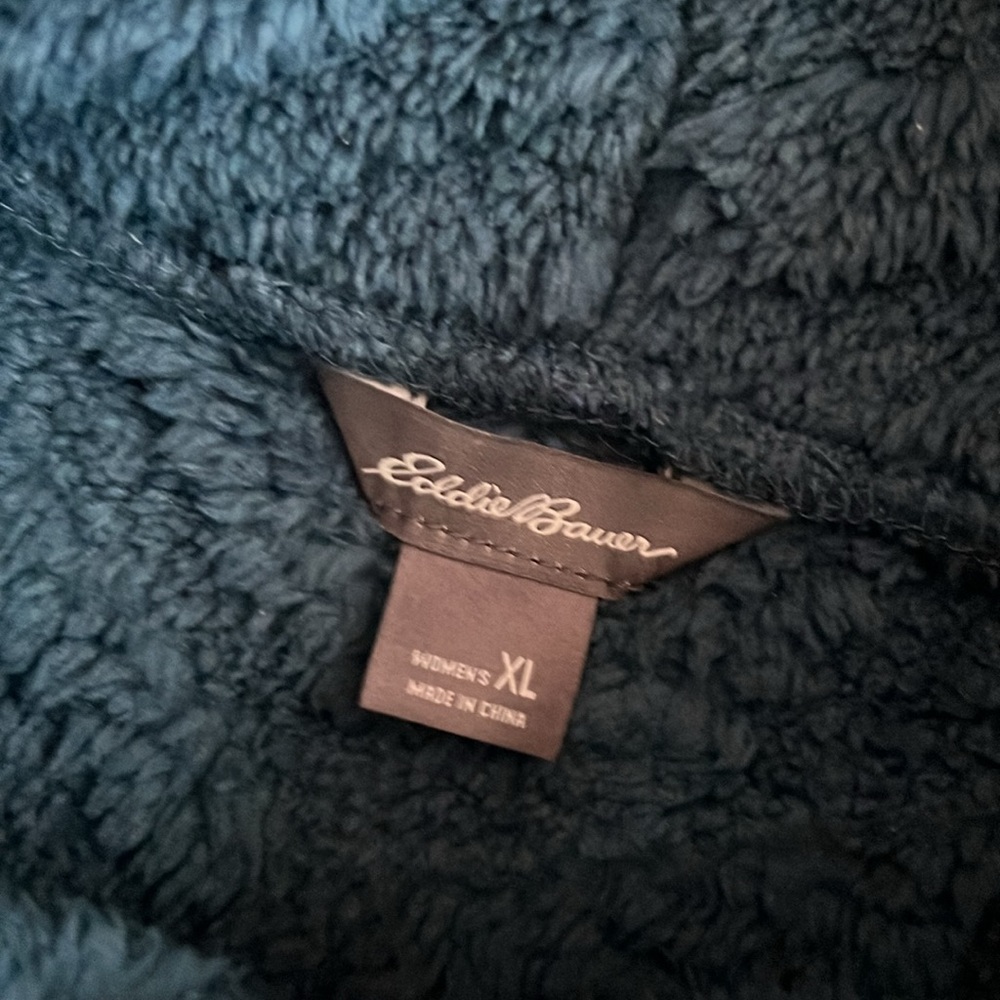 Eddie Bauer - Quest, women’s XL super plush and soft teal sweater, new w/o tags - Picture 4 of 16